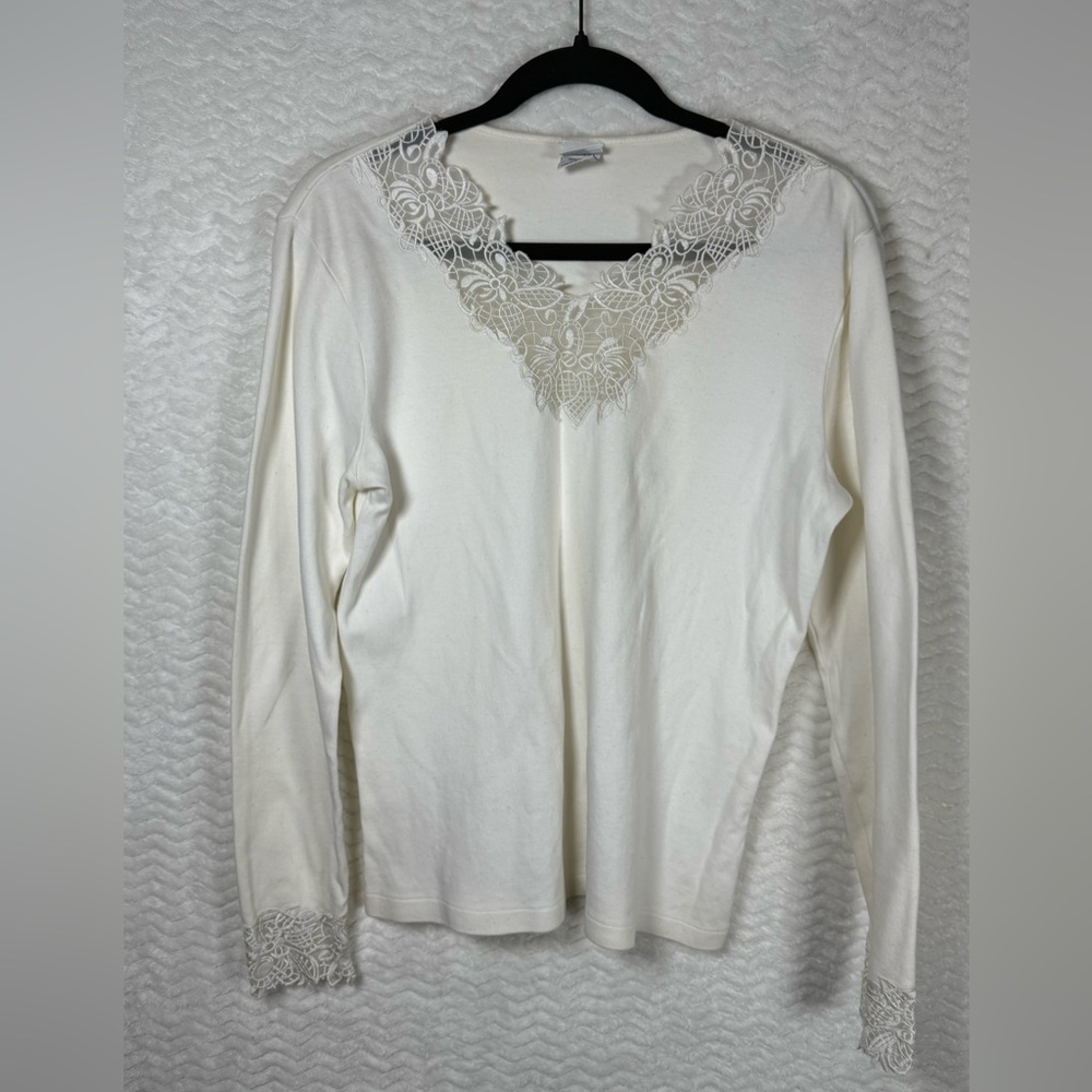 Together Cream Lace-Trim Long Sleeve Tee. Stunning 🤩 detail 🧡